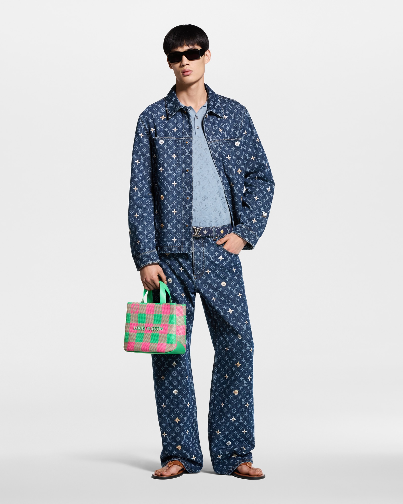 ルイヴィトン　タグ付き　エンブロイダードデニムオーバーシャツ　44 Monogram Embroidered Denim Overshirt - Men - Ready-to-Wear | LOUIS